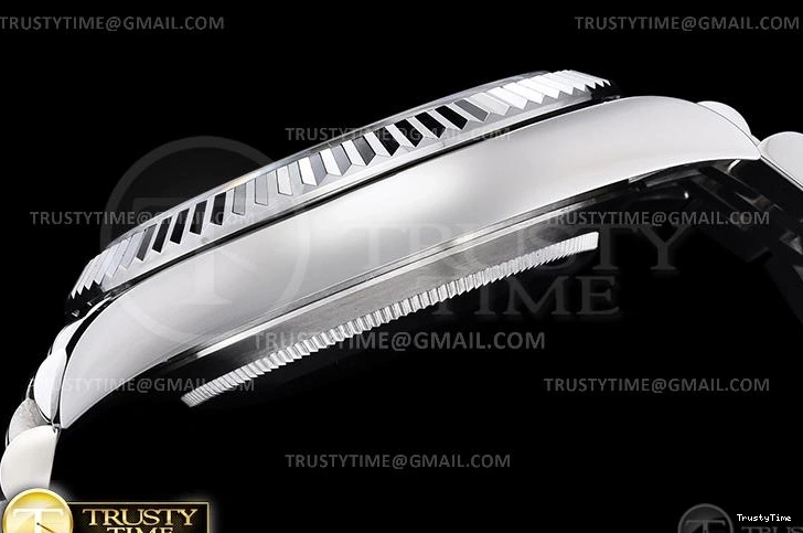 1223 Effortless R2DJ0252J – DJ2 41mm Jub 641